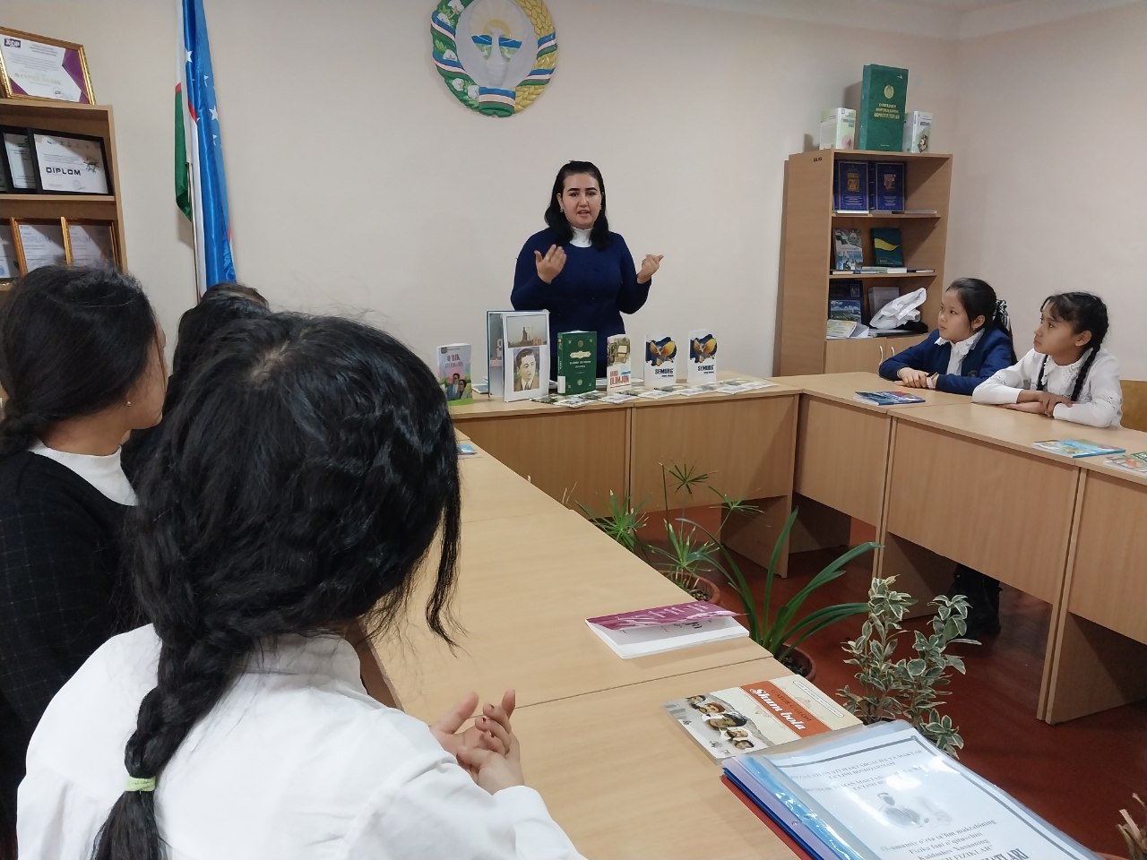 "Maftunkor she'riyat kuychisi" nomli davra suhbati tashkil qilindi.