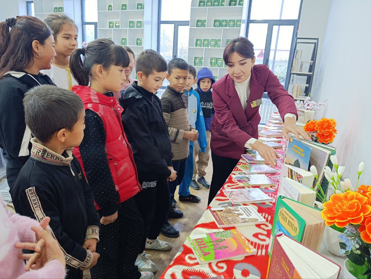 "Milliyligimiz o'zligimiz" deb nomlangan kitoblar ko'rgazmasi tashkil etildi