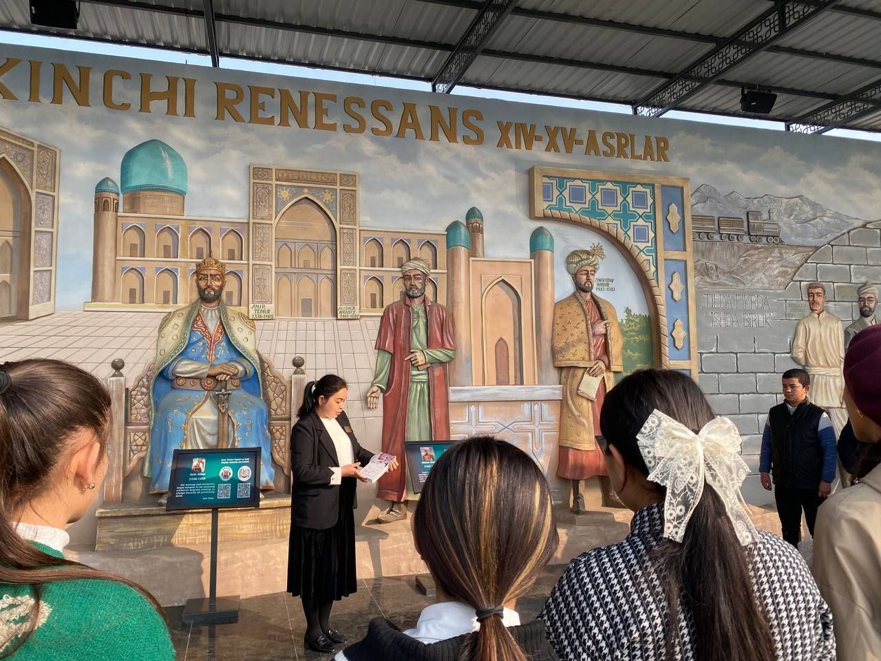 "Kitob va tafakkur davrasi" nomli davra suhbati tashkil etildi