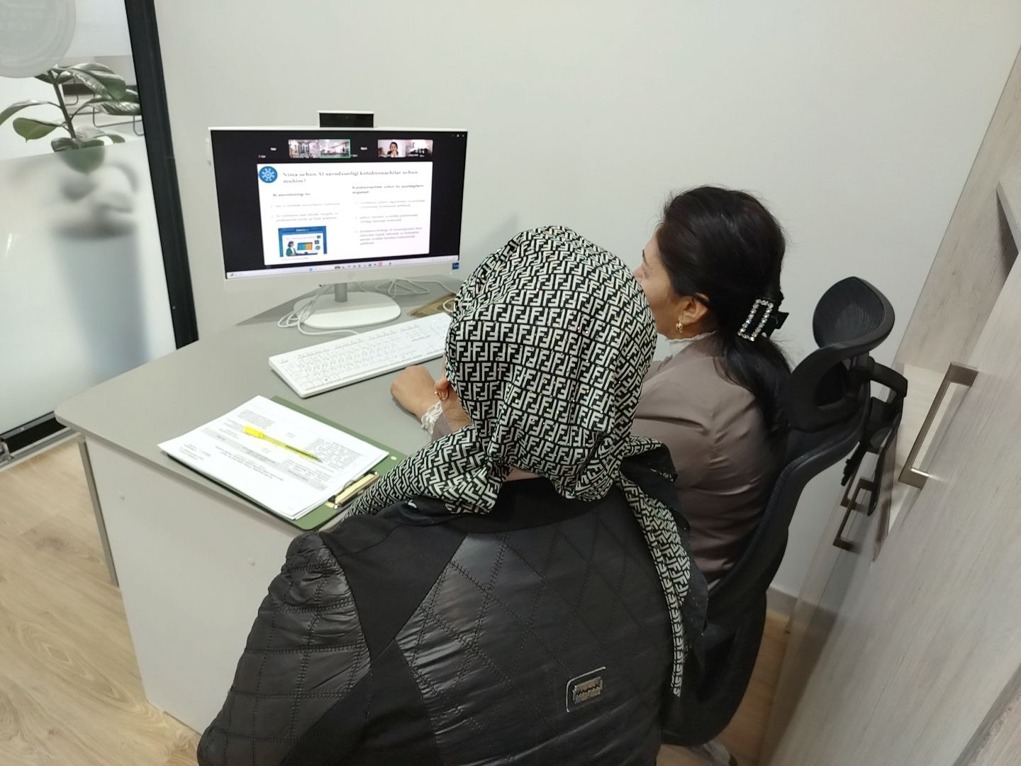 “Axborot va kutubxona xizmati samaradorligini oshirish uchun jahon nashriyotlarining elektron resurslari” mavzusida mahorat darsi