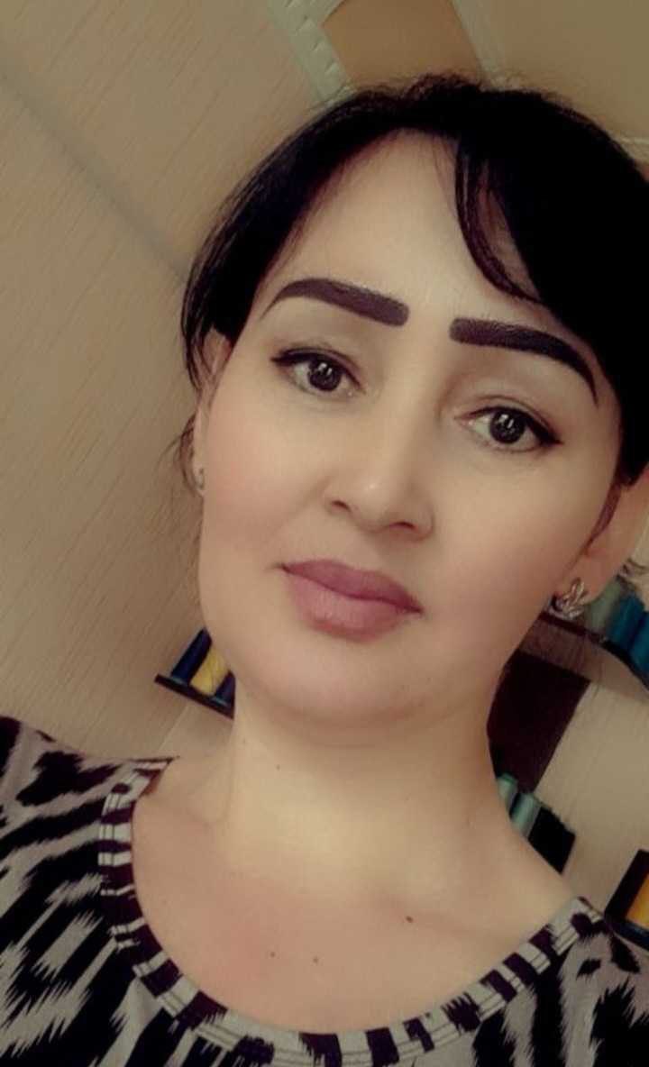 Kitobxonlar klubi a'zosi : Farog'at Ortiqova