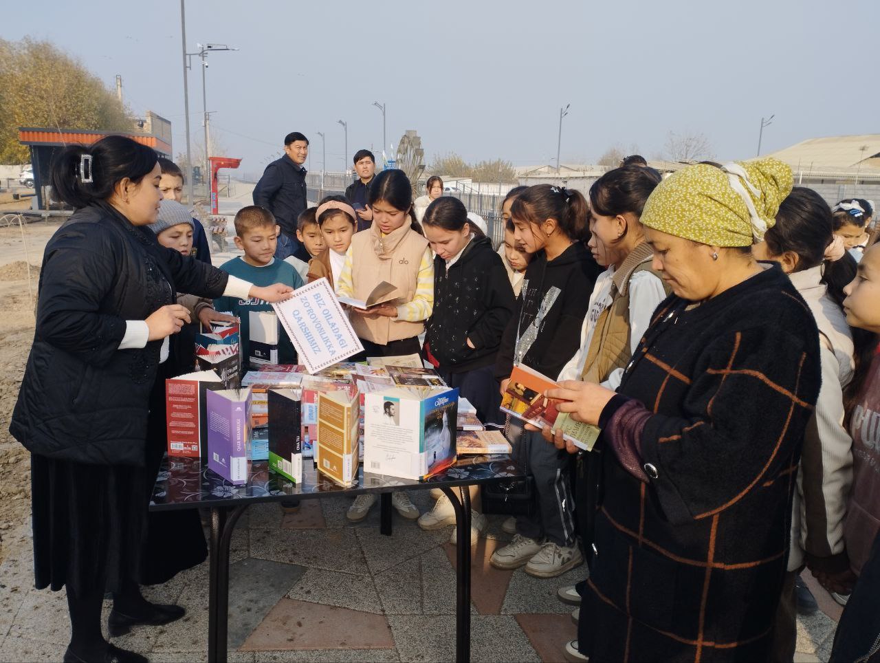 "Biz oiladagi zo'ravonlikga qarshimiz" nomli davra suhbati tashkil qilindi.