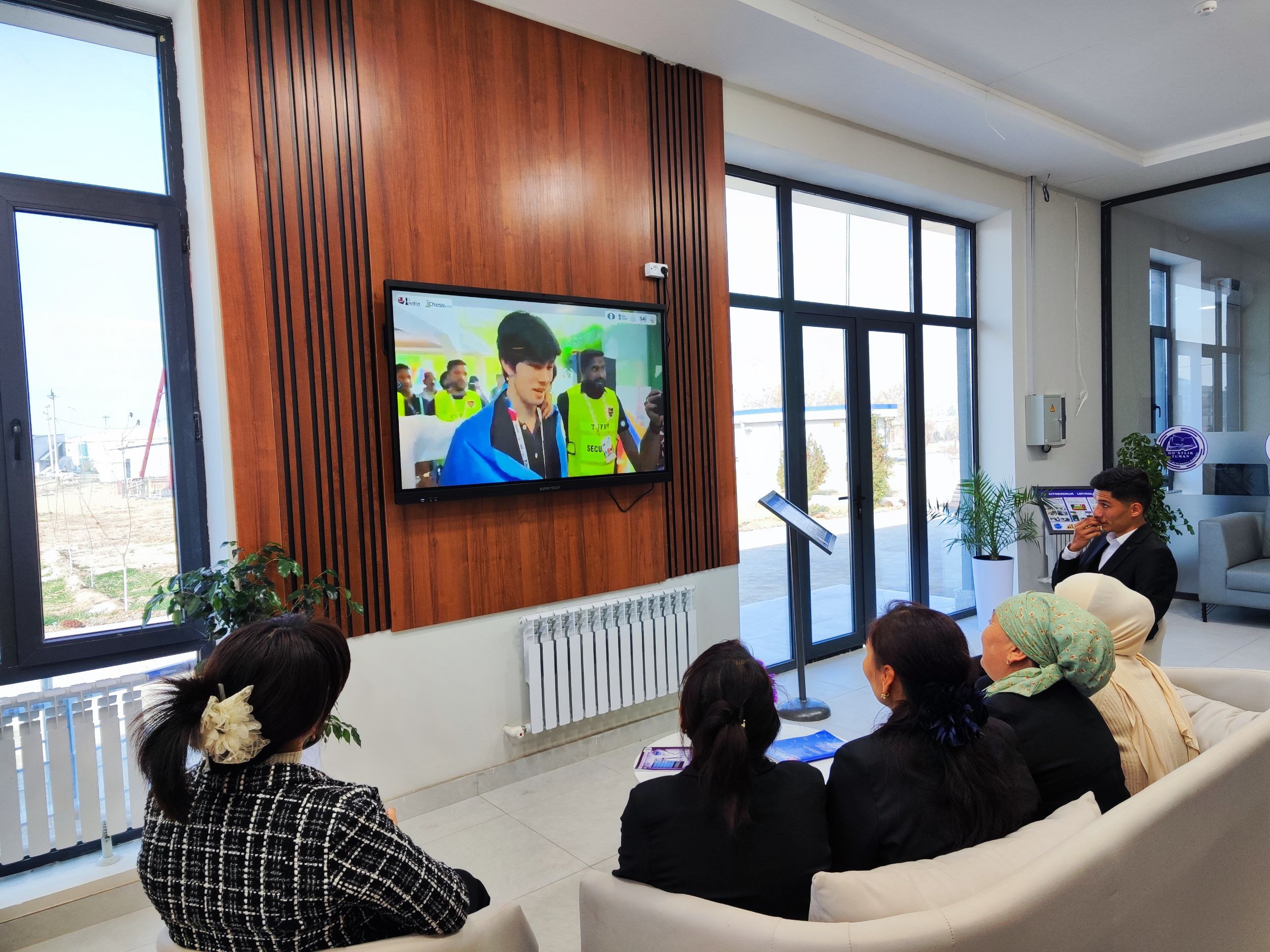 AKM xodimlari ishtirokida siyosiy-ma’rifat soati o’tkazildi.