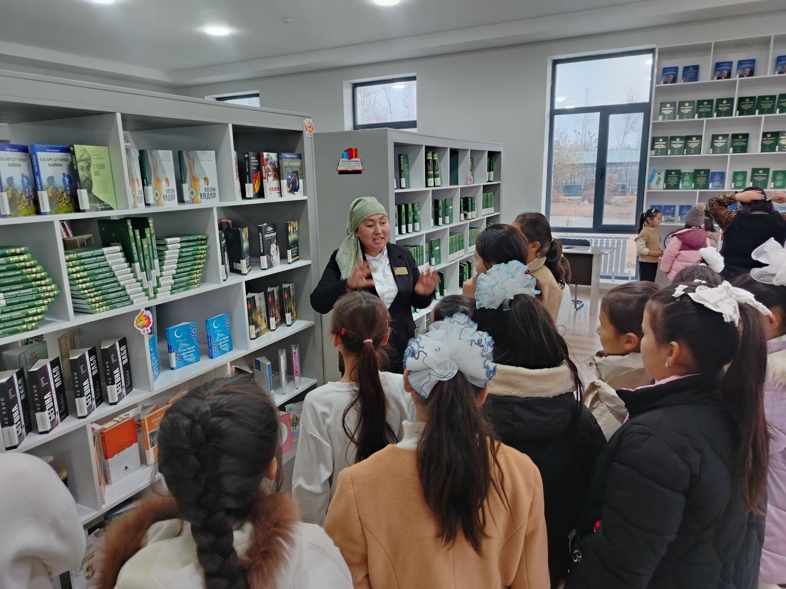 "Sahifalardagi mo'jizalar izidan" nomli sayohat tashkil qildi.