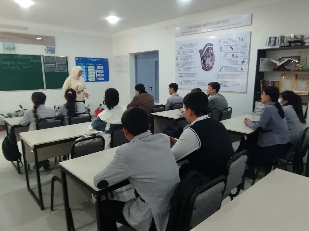 "Bir asar tarixi" shiori ostida davra suhbati oʻtkazildi.