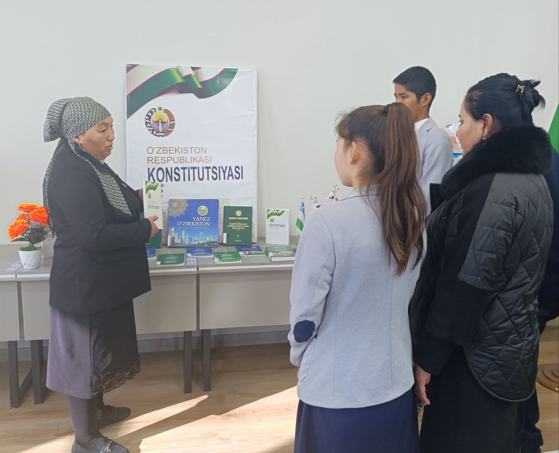 "Konstitutsiya-Yurtimiz Qomusi'' nomli ko'rgazma tashkil qilindi.
