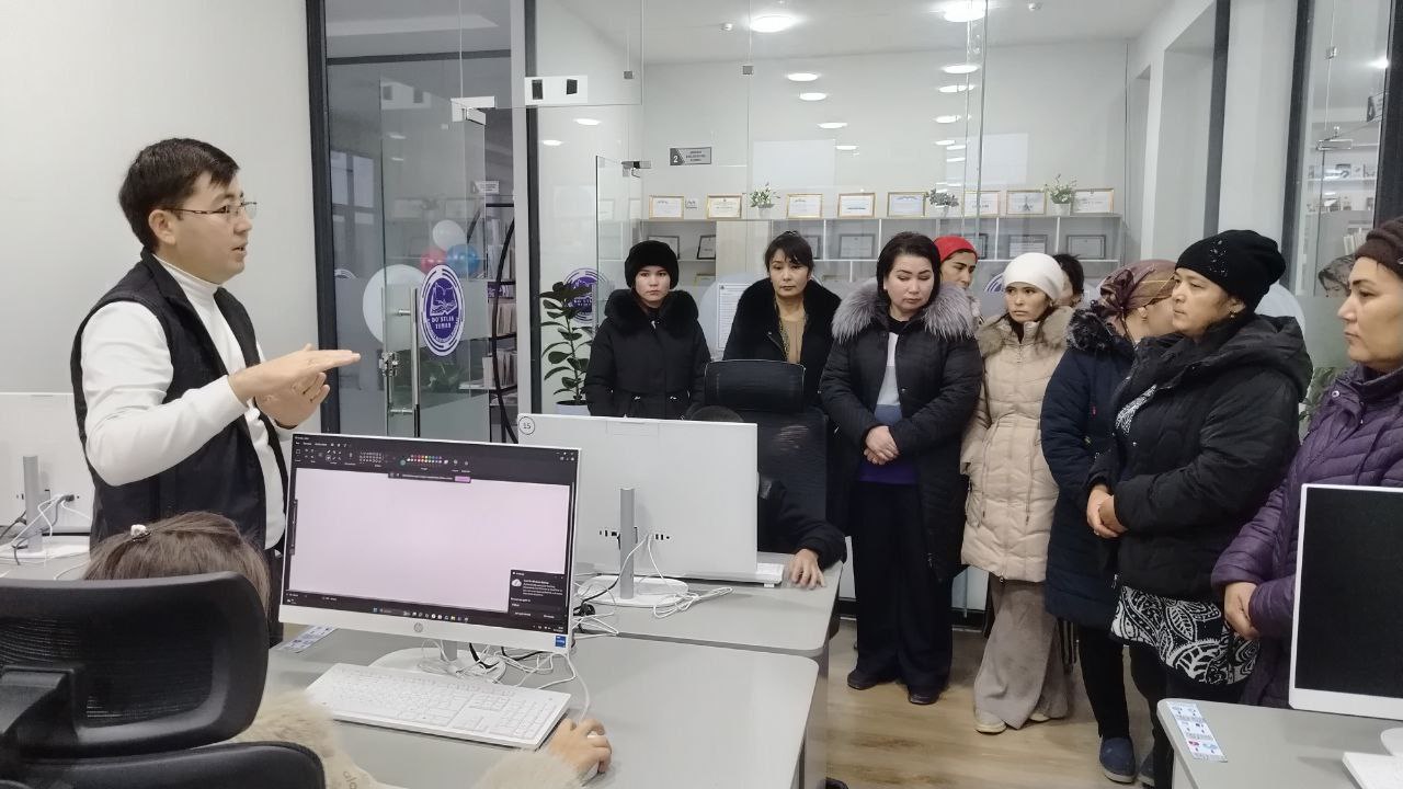 "Kutubxona ziyo maskani" nomli sayohat tashkil qildi.