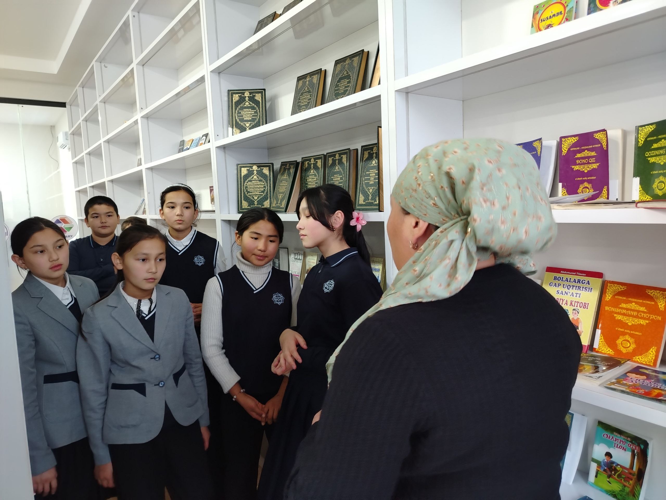 "Ilmning sehrli olami "  nomli sayohat tashkil qildi.