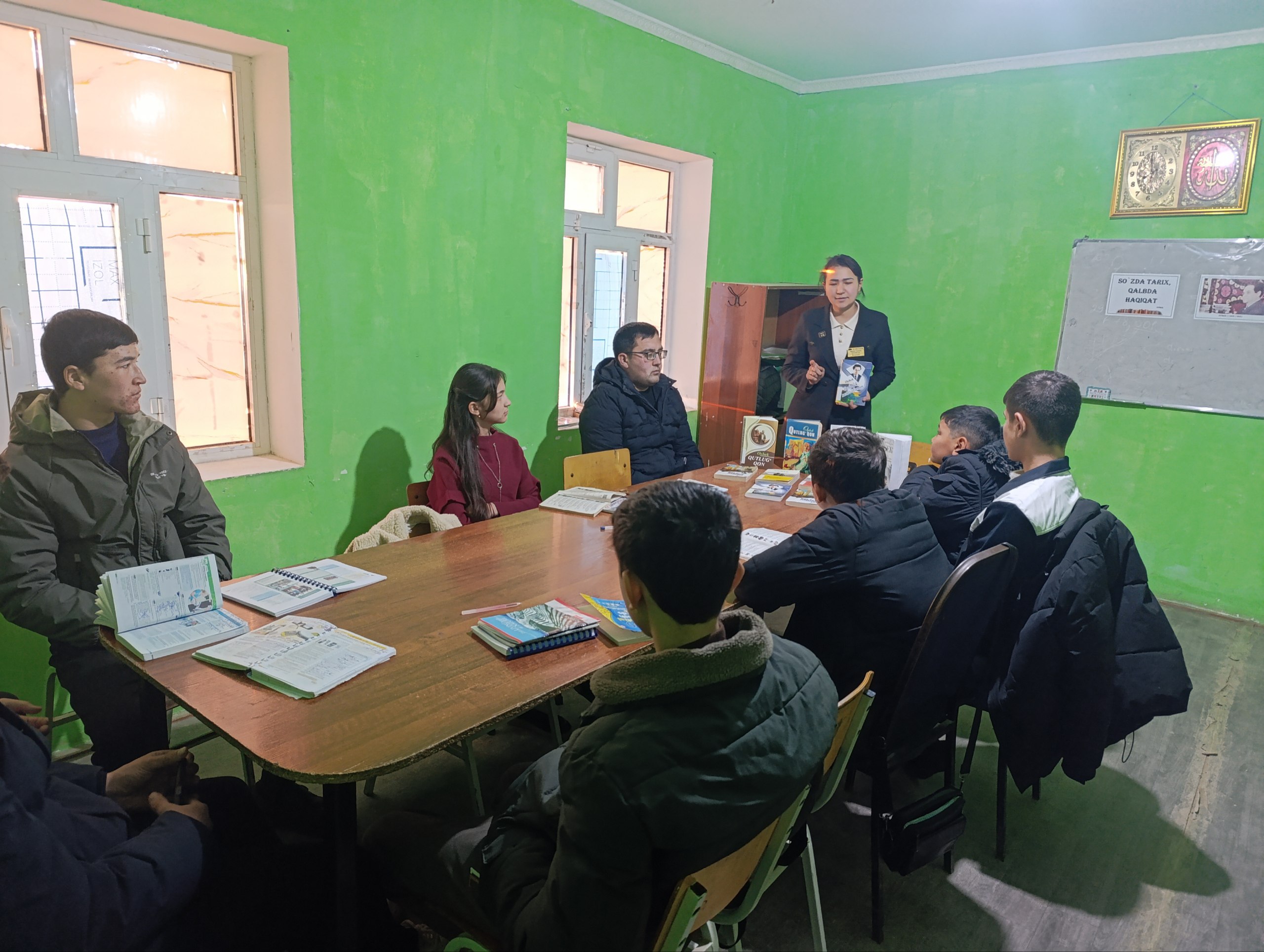 "Soʼzda tarix qalbda haqiqat" nomli davra suhbati tashkil etildi.