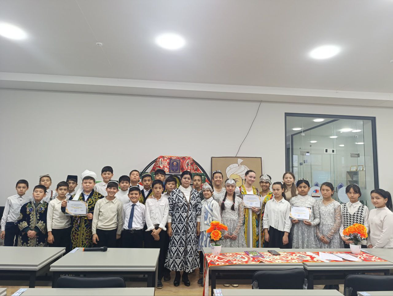 "Bobur tarixda shoh,adabiyotda shoirʼʼ mavzusida tadbir tashkil qilindi.