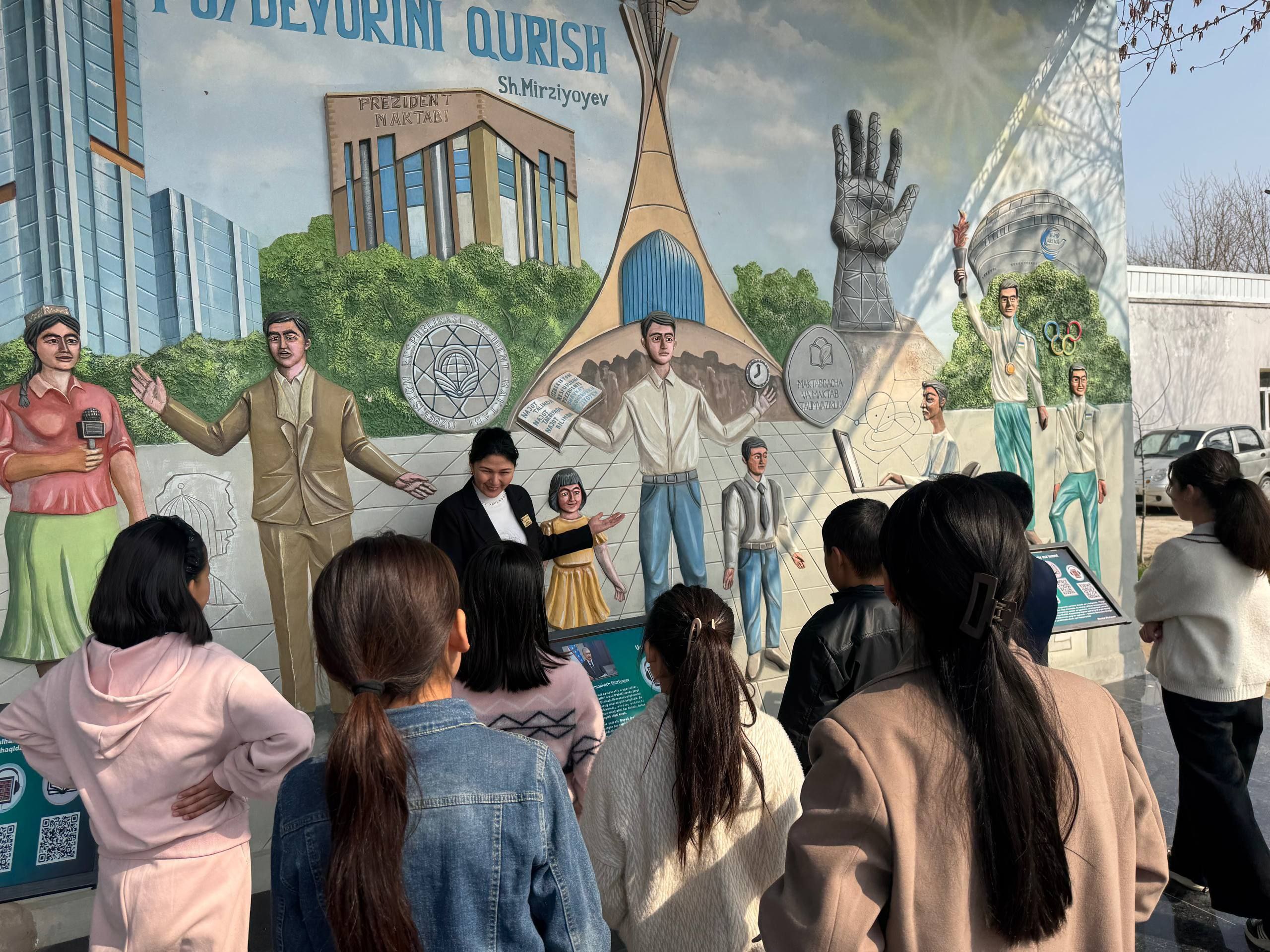 "Buyuk ajdodlar ehtirom" mavzusida buyuk allomalar haqida bahs munozara tashkil qilindi.